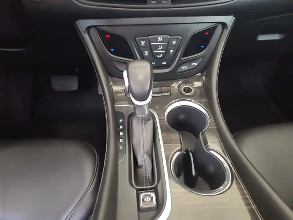 Buick Envision Plus 2020 — фото 14