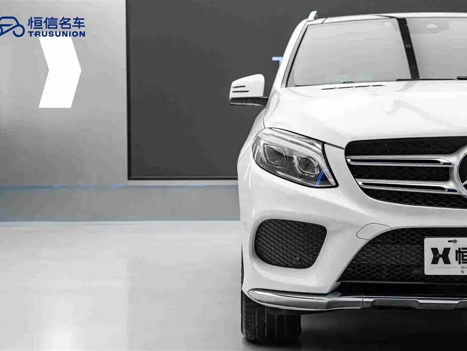 Mercedes-Benz GLE 2017 — фото 8