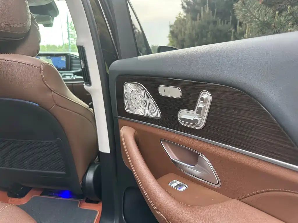 Mercedes-Benz GLE 2025 — фото 13