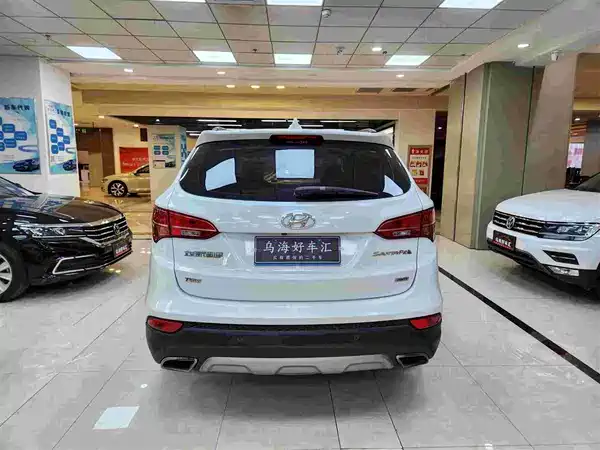 Hyundai Santa Fe 2015