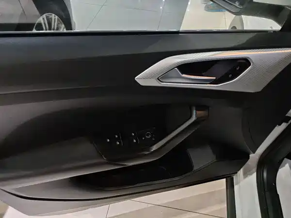 Volkswagen Tacqua 2023