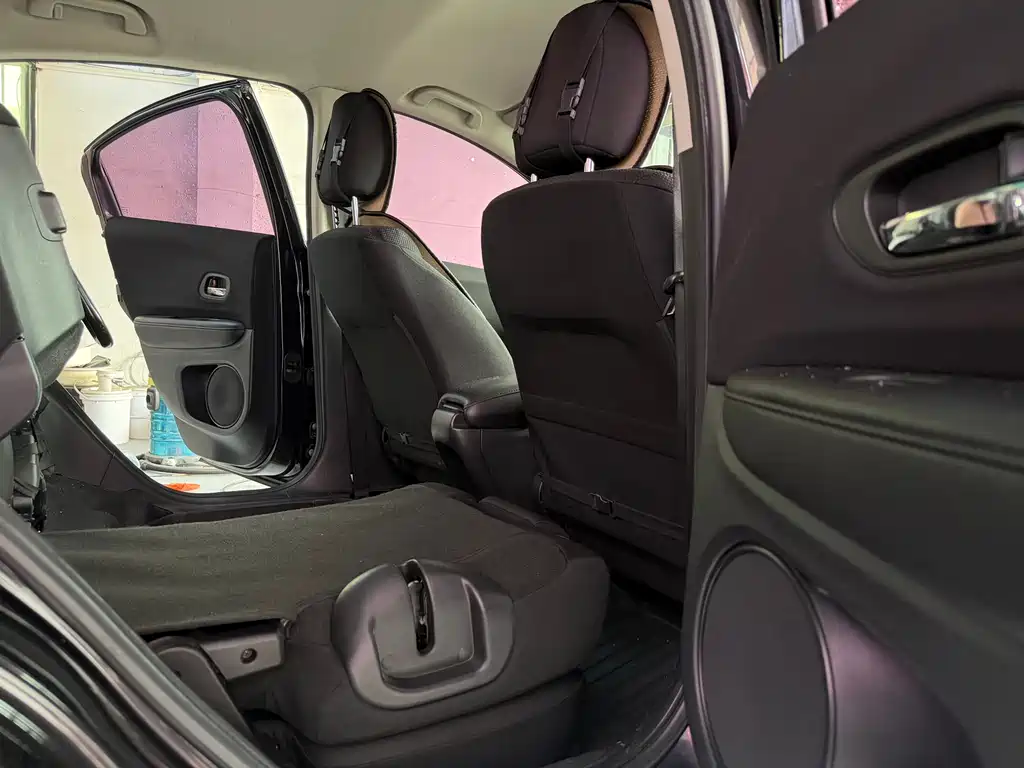 Honda Vezel 2016 — фото 13