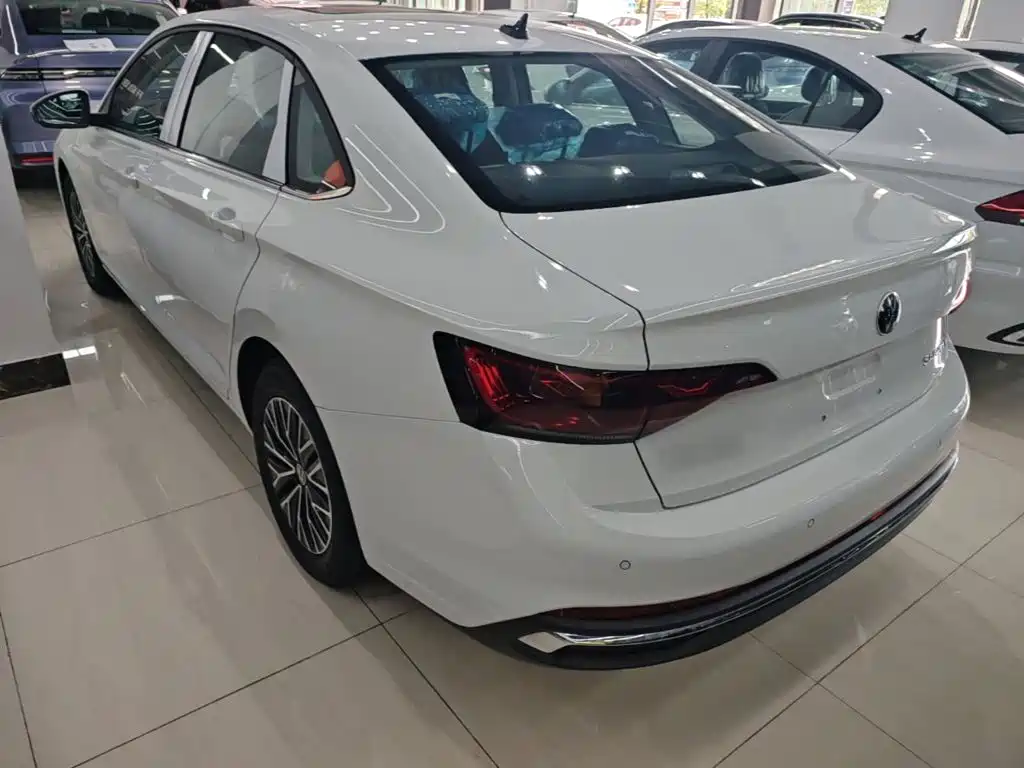 Volkswagen Sagitar 2026