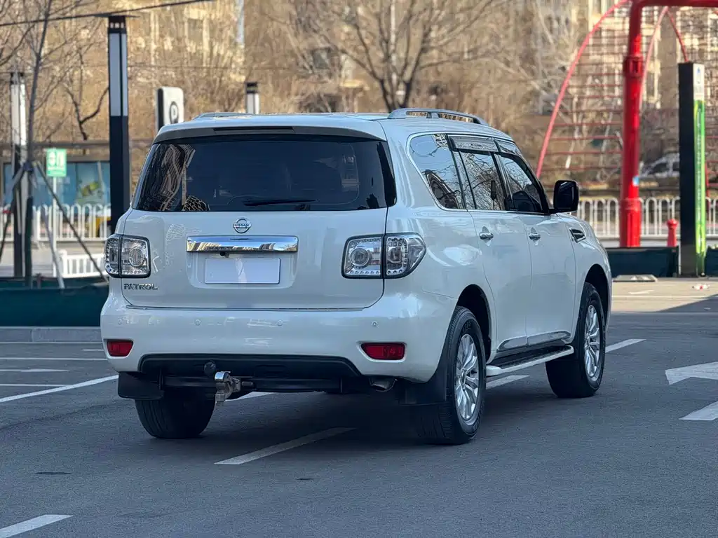 Nissan Patrol 2017 — фото 18
