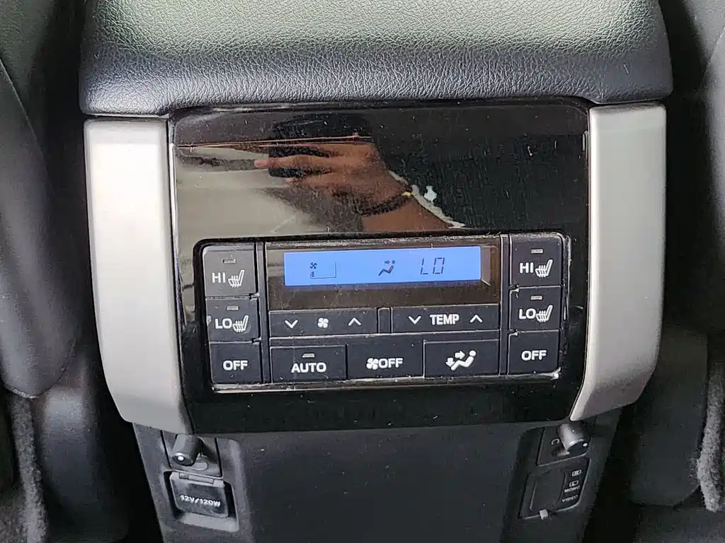 Toyota Prado 2018 — фото 12