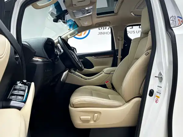Toyota Alphard 2015