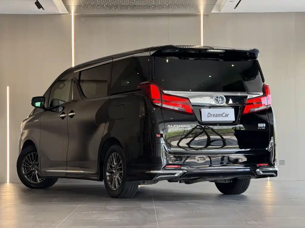 Toyota Alphard 2021