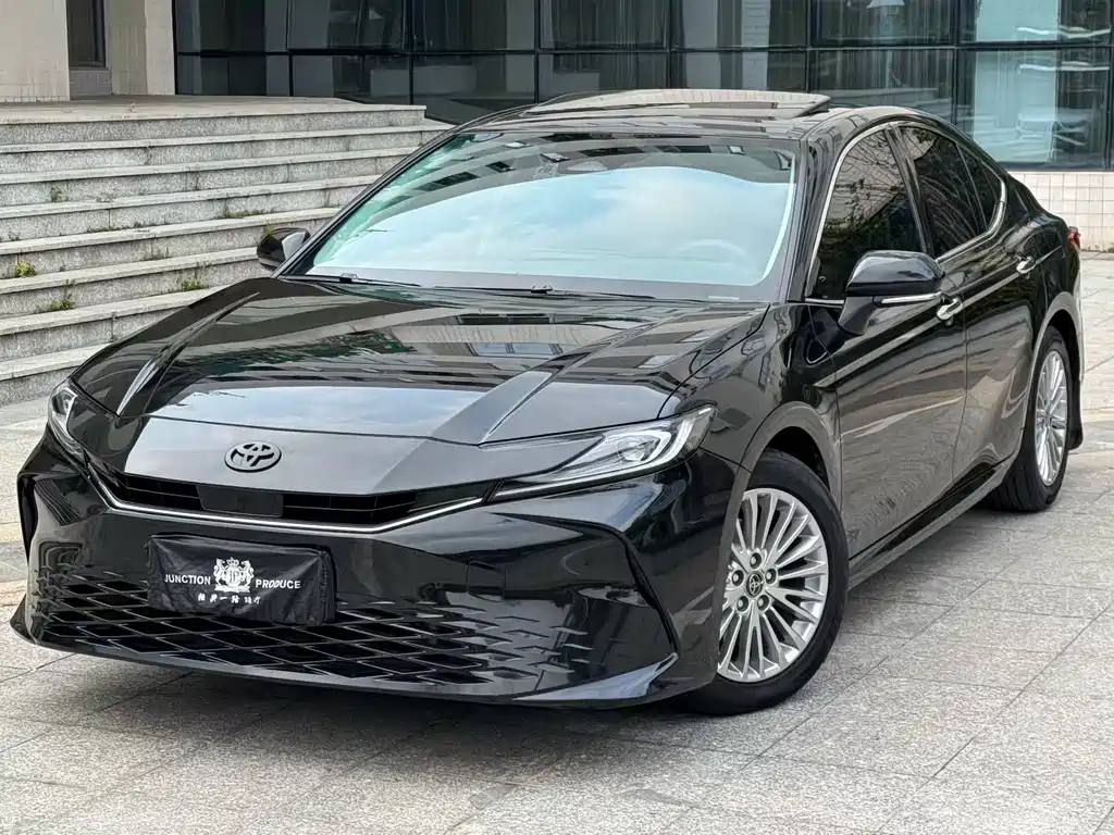 Toyota Camry 2024
