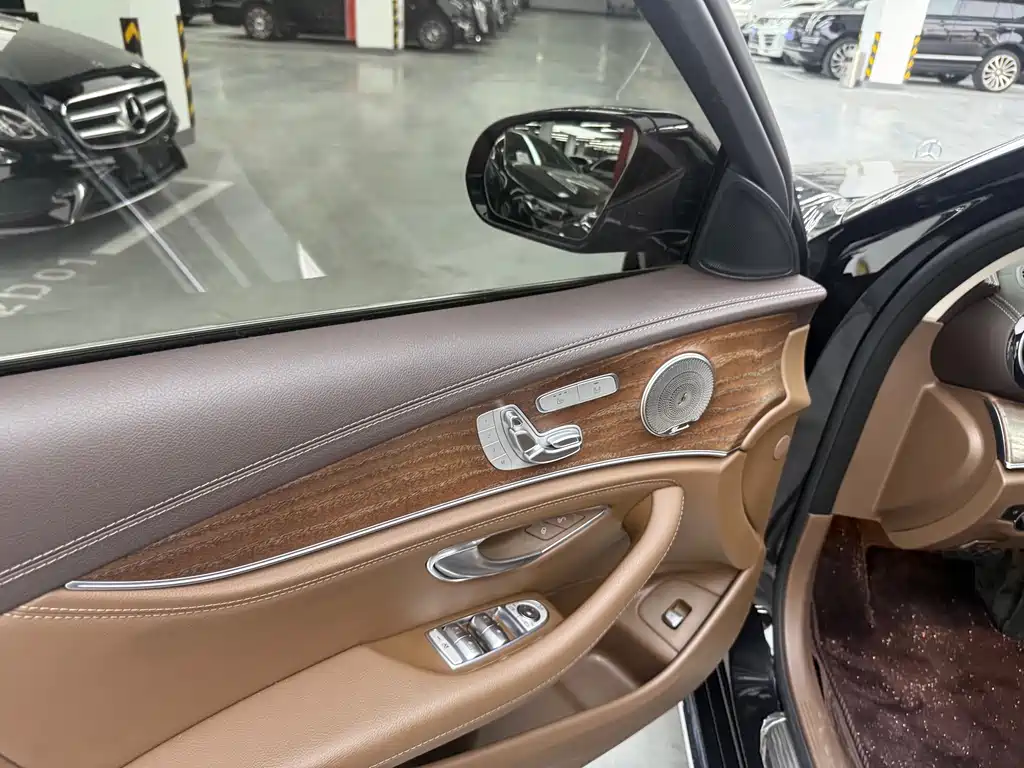 Mercedes-Benz E-Class 2023