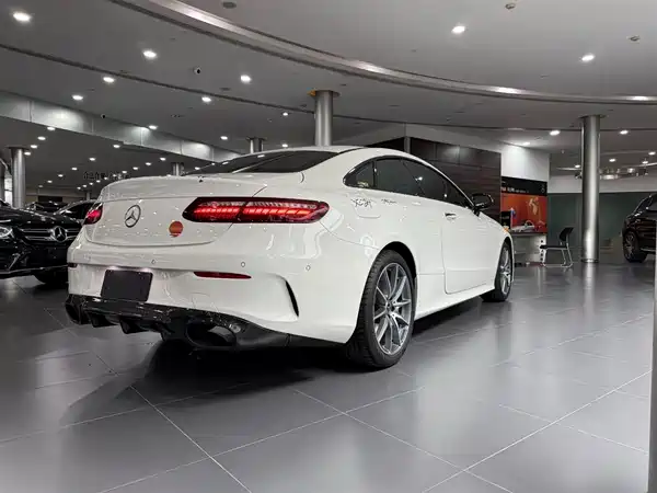 Mercedes-Benz E-Class 2023