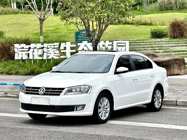 Volkswagen Lavida 2014