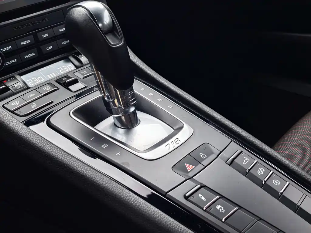 Porsche 718 2020 — фото 11