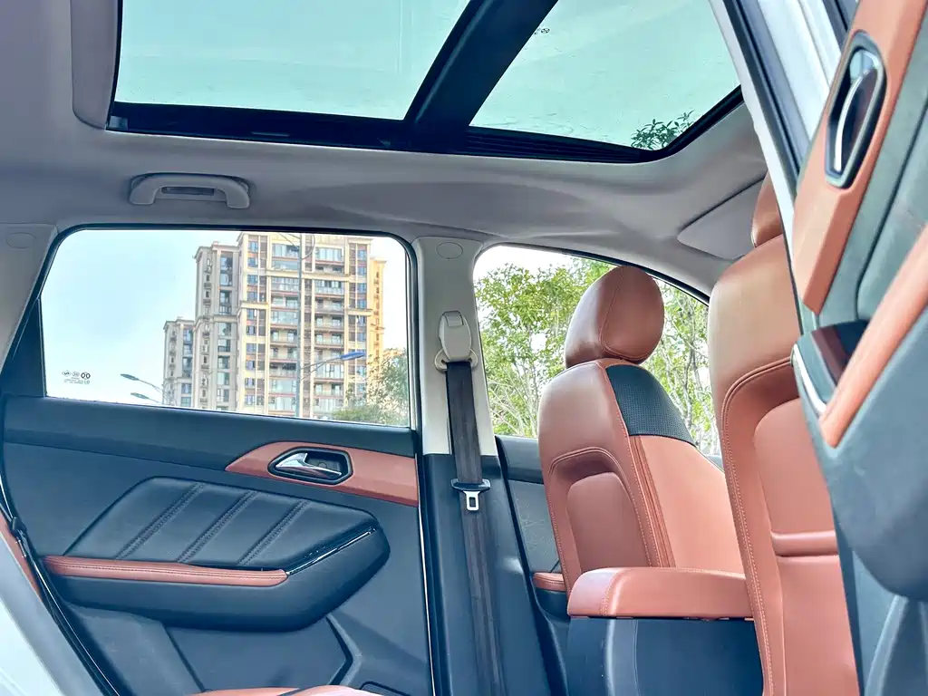 BAIC Shenbao X35 2016 — фото 26