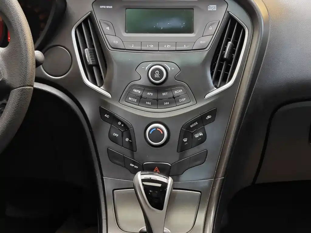 GAC Trumpchi GA3 2014 — фото 18
