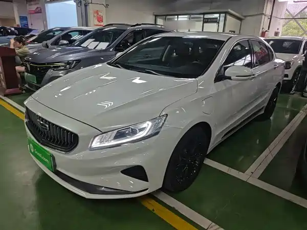 Geely Borui Hybrid 2021