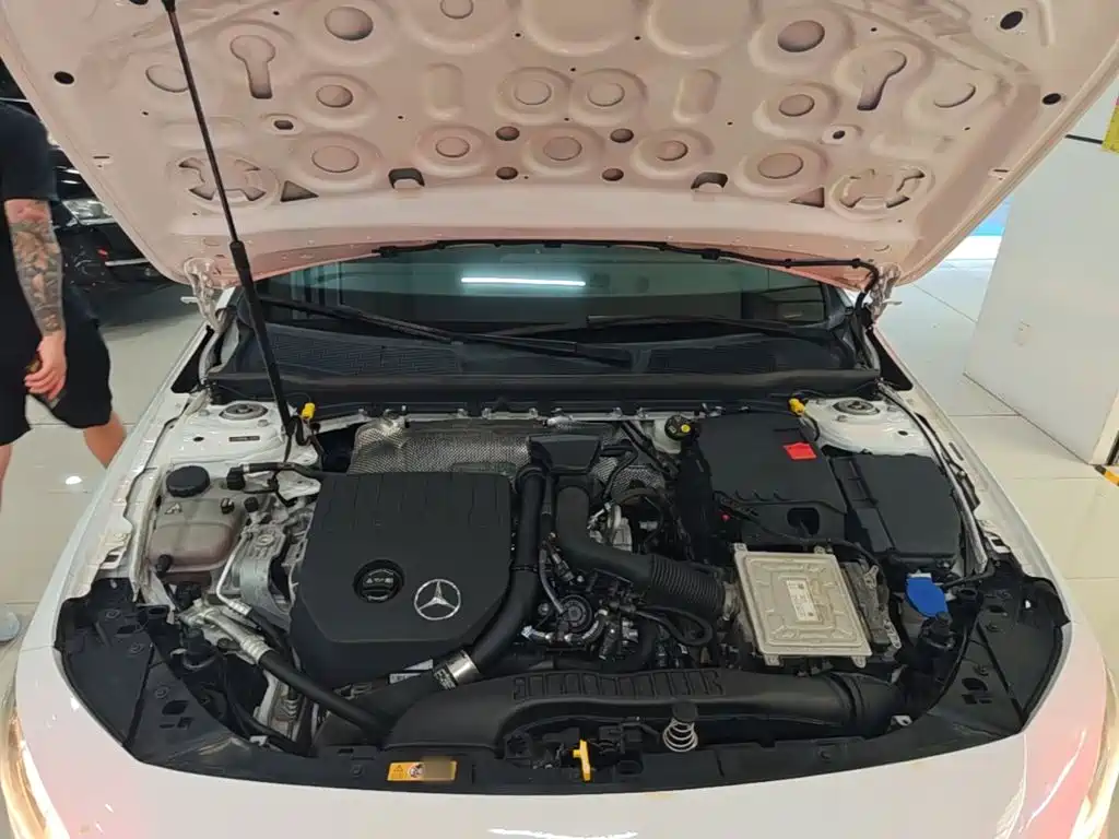 Mercedes-Benz A-Class 2020 — фото 20