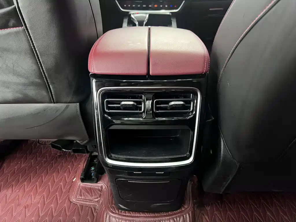 Jetour X70 PLUS 2022 — фото 14