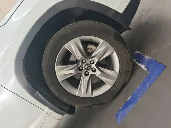 Toyota Highlander 2020