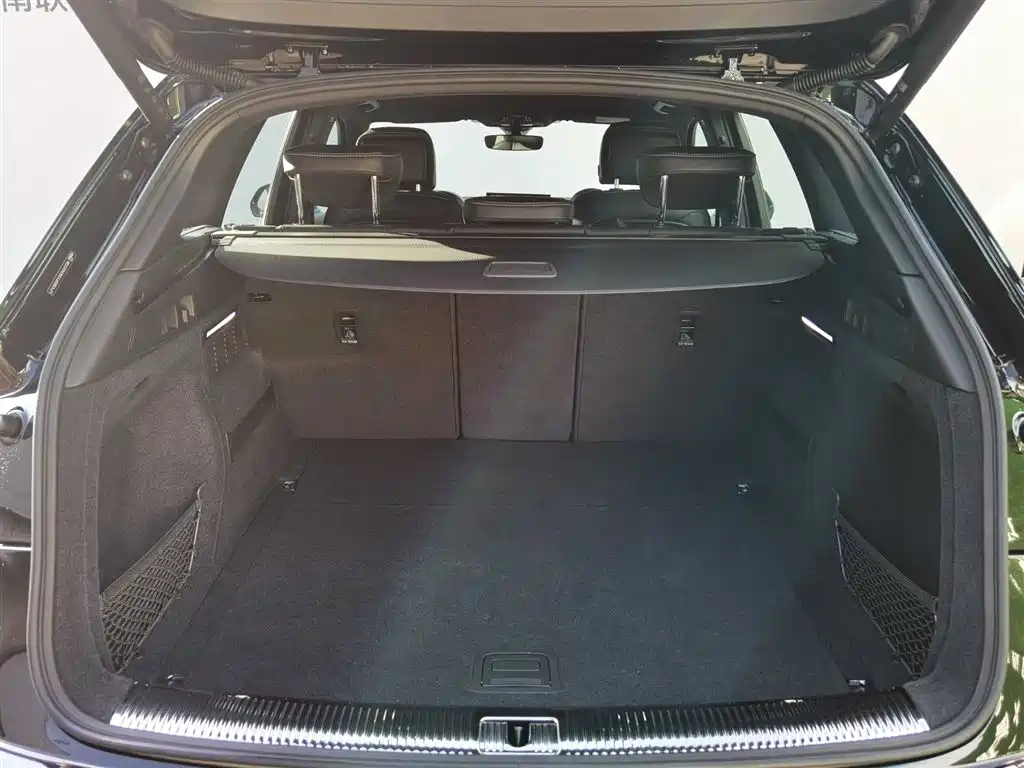 Audi Q5L 2025