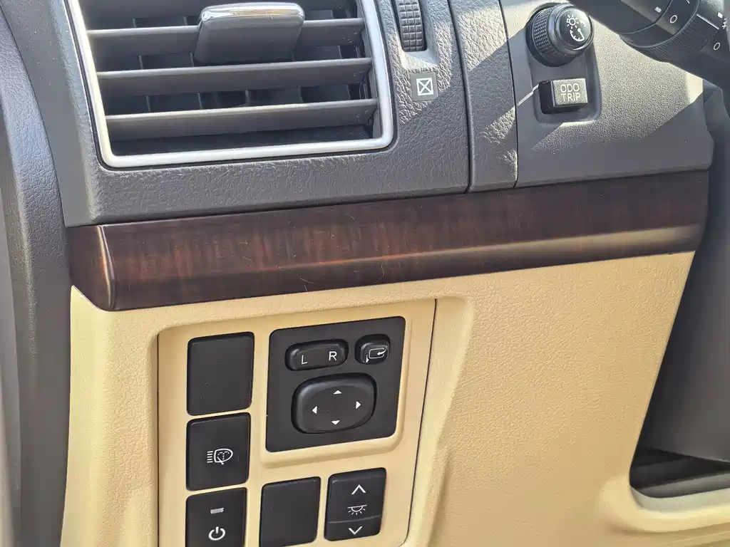 Toyota Prado 2014 — фото 12