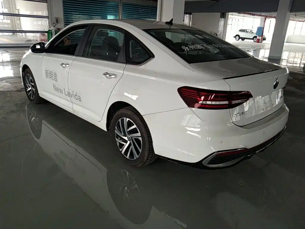 Volkswagen Lavida 2025