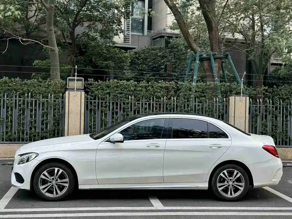 Mercedes-Benz C-Class 2017 — фото 3