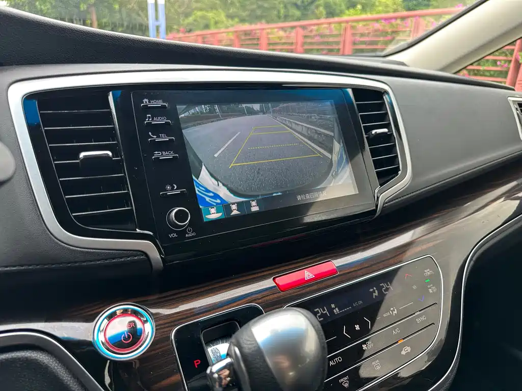 Honda Odyssey 2020 — фото 15