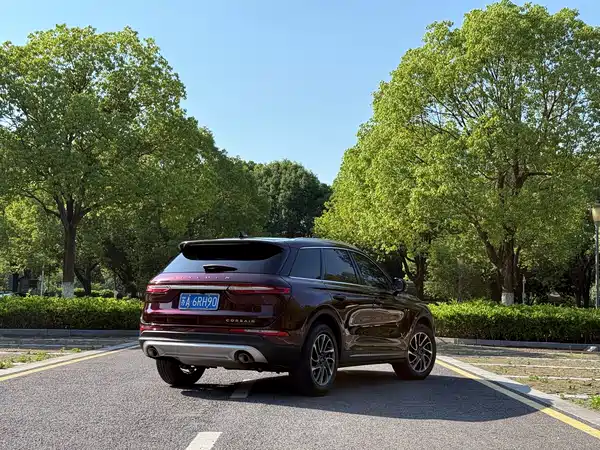 Lincoln Corsair 2021
