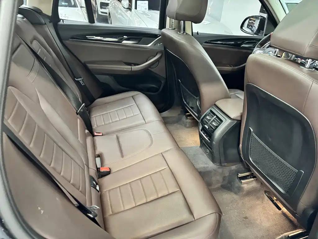 BMW X3 2019 — фото 15