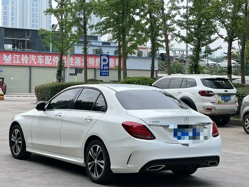 Mercedes-Benz C-Class 2017