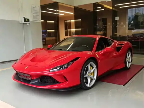 Ferrari F8 2022