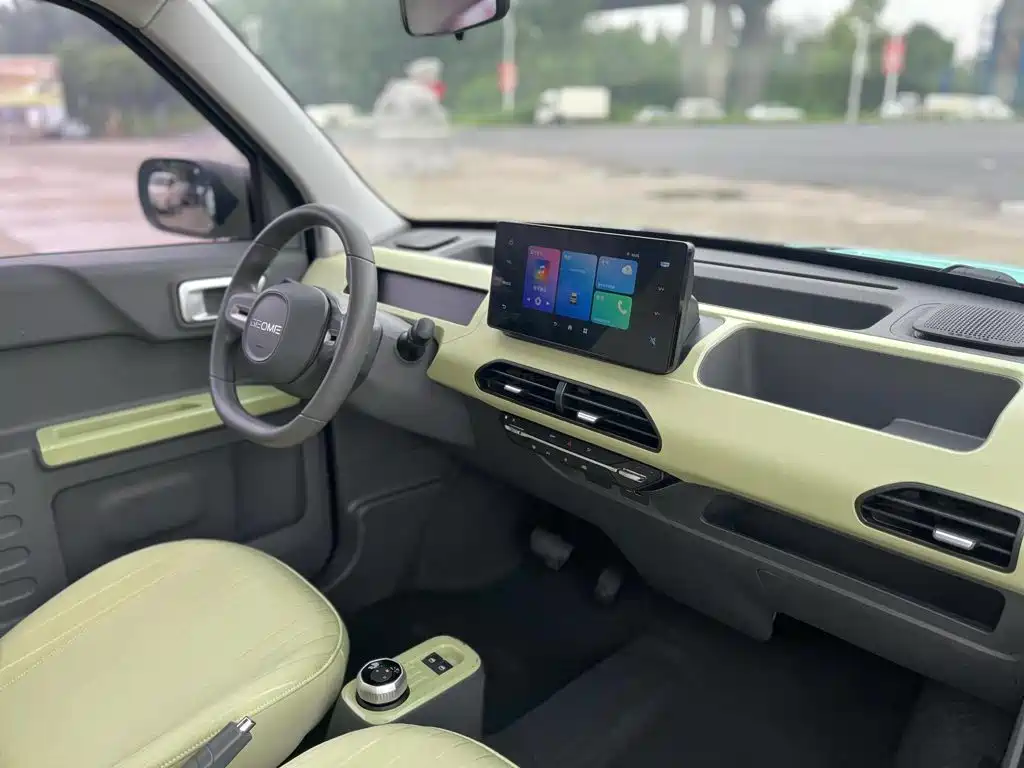 Geely Galaxy Panda 2023 — фото 10