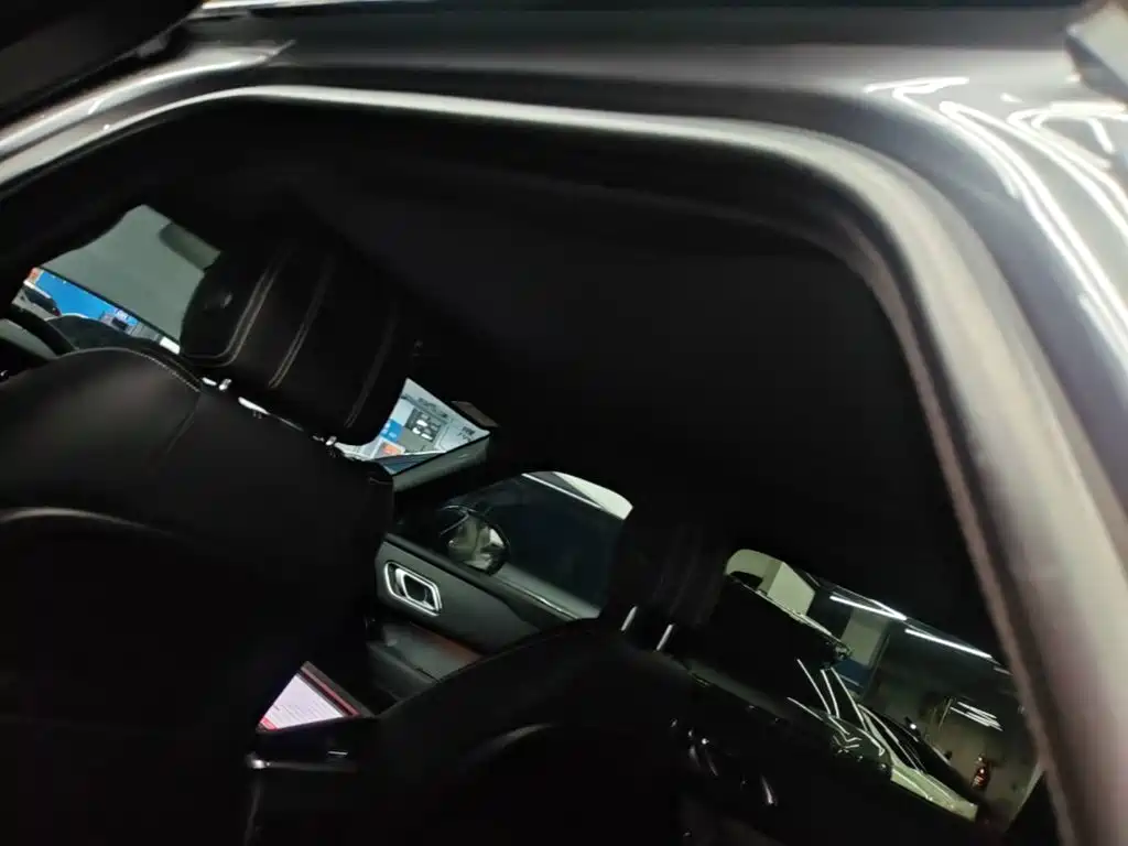 Land Rover Range Rover Velar 2021 — фото 18