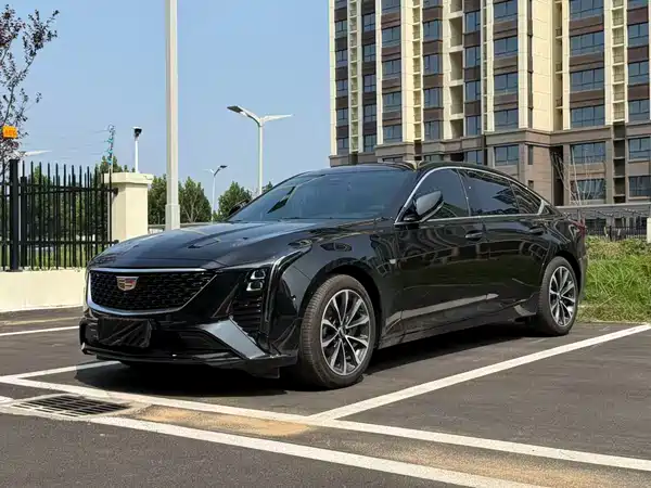 Cadillac CT5 2025