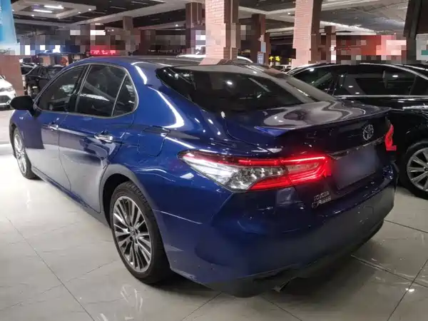 Toyota Camry 2019