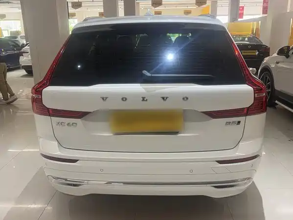 Volvo XC60 2021