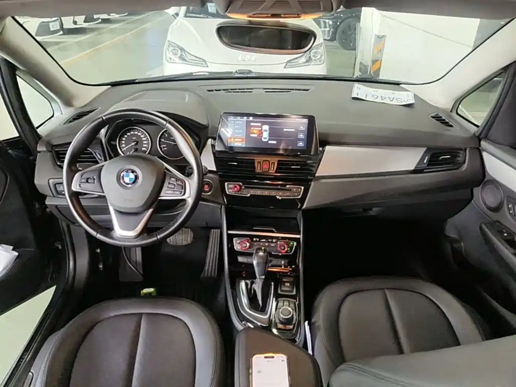 BMW 2 Series Station Wagon 2016 — фото 10