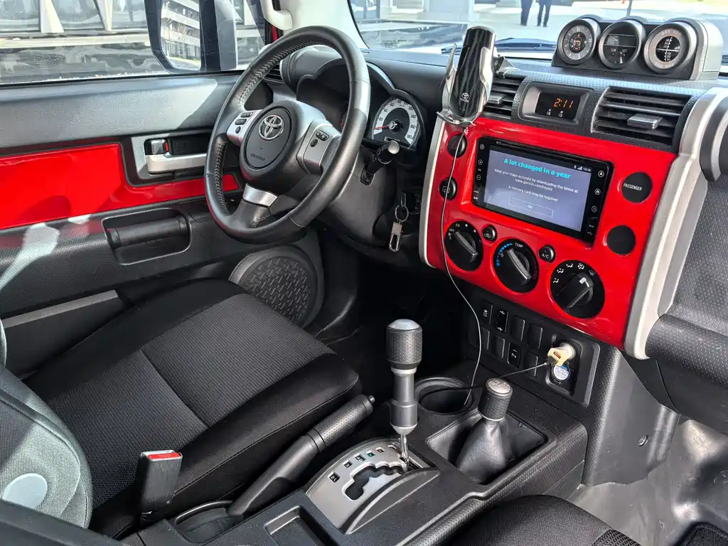 Toyota FJ Cruiser 2019 — фото 21