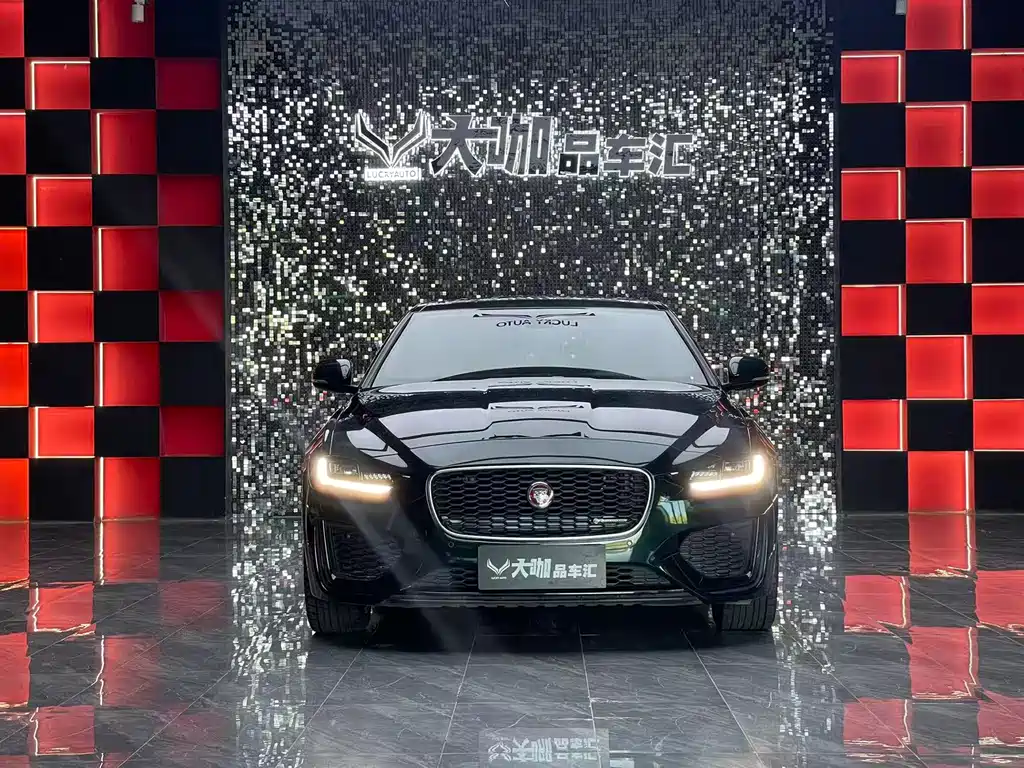 Jaguar XEL 2023 — фото 2