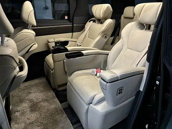 Toyota Vellfire 2024