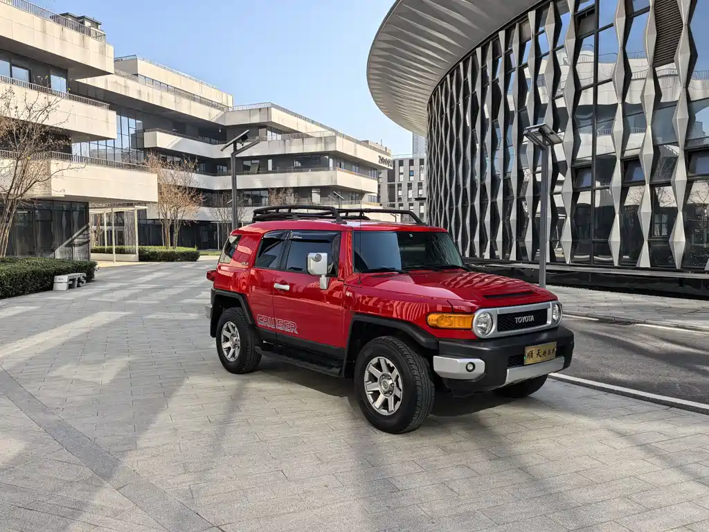 Toyota FJ Cruiser 2019 — фото 27