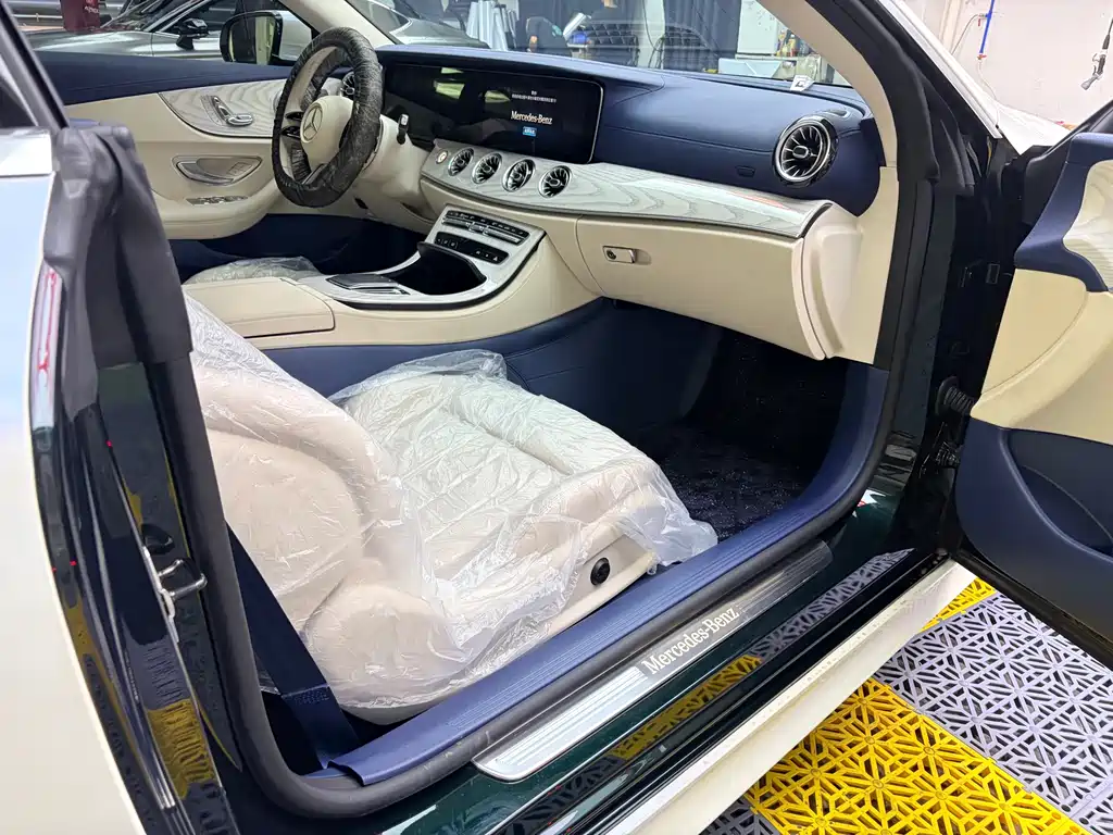 Mercedes-Benz E-Class 2022