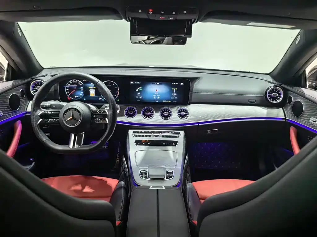 Mercedes-Benz E-Class 2024 — фото 13