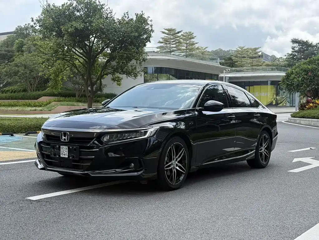Honda Accord 2023 — фото 1