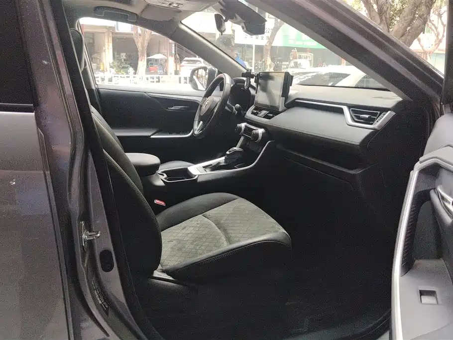 Toyota RAV4 2022