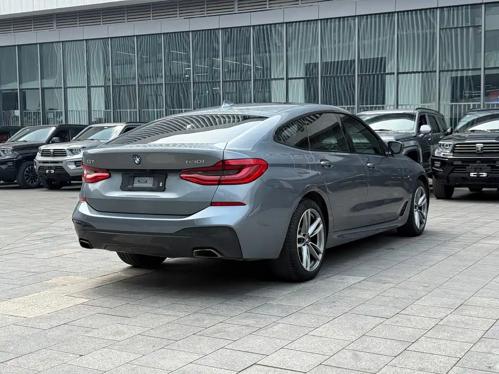 BMW 6 Series GT 2019 — фото 12
