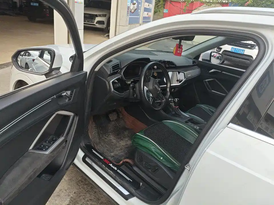 Audi Q3 2021