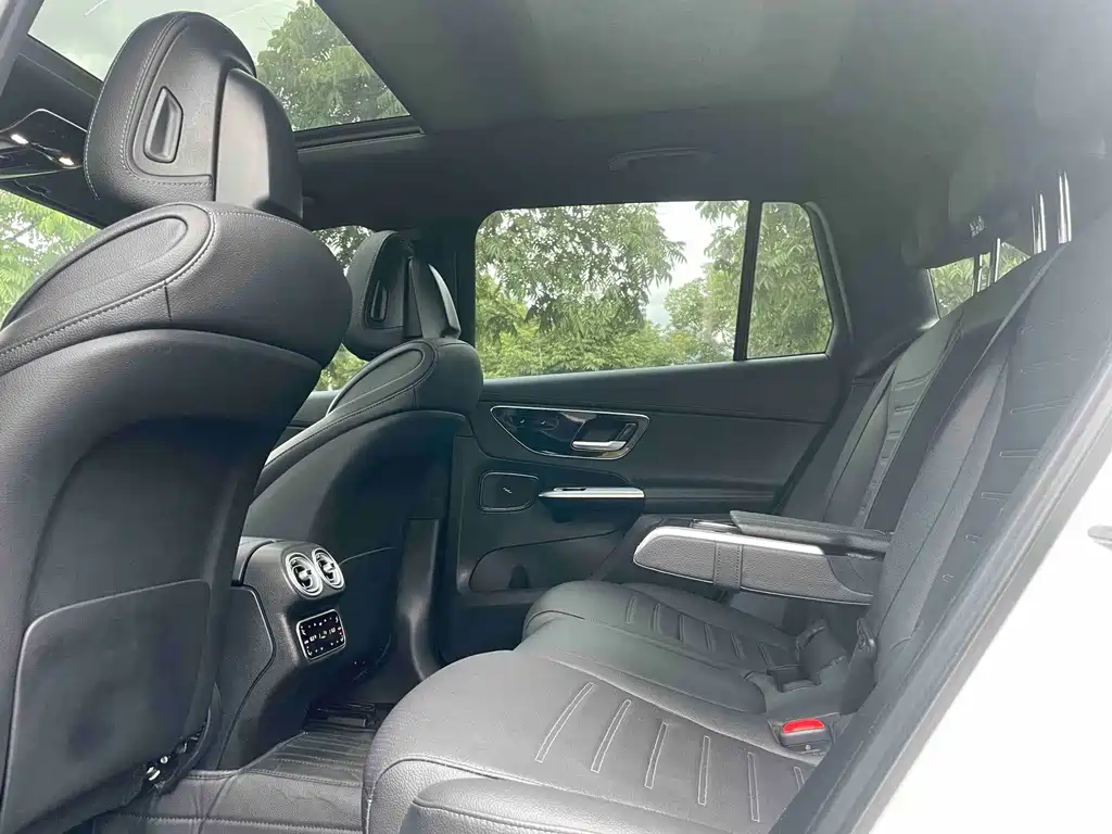 Mercedes-Benz GLC 2023 — фото 18