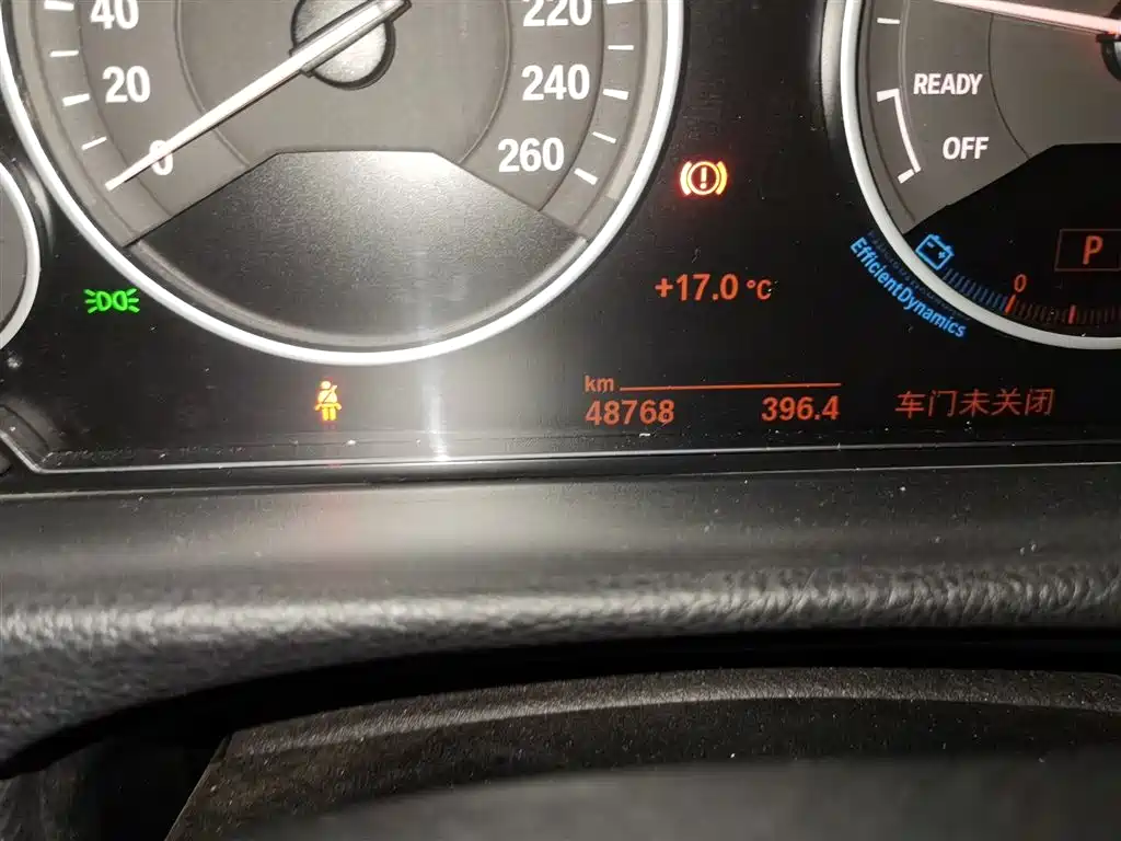 BMW 3 Series 2018 — фото 13