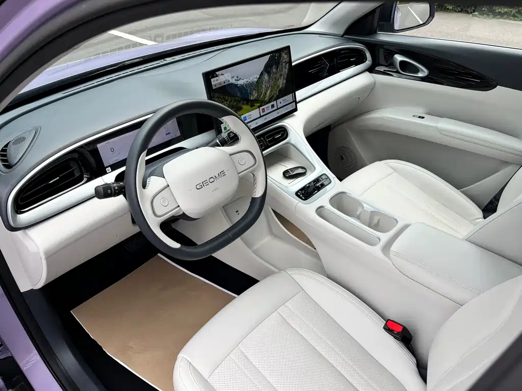 Geely Galaxy Starwish 2025 — фото 10